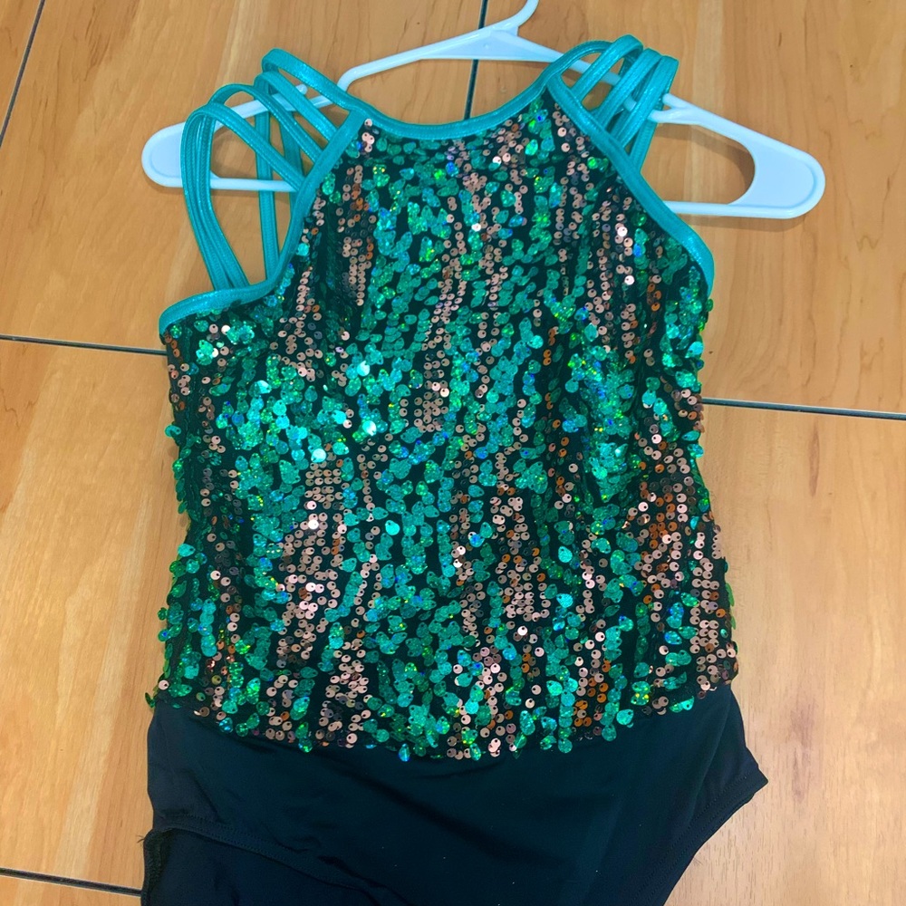 weissmans childrens dance costume set (top, pants, and hairpin)
